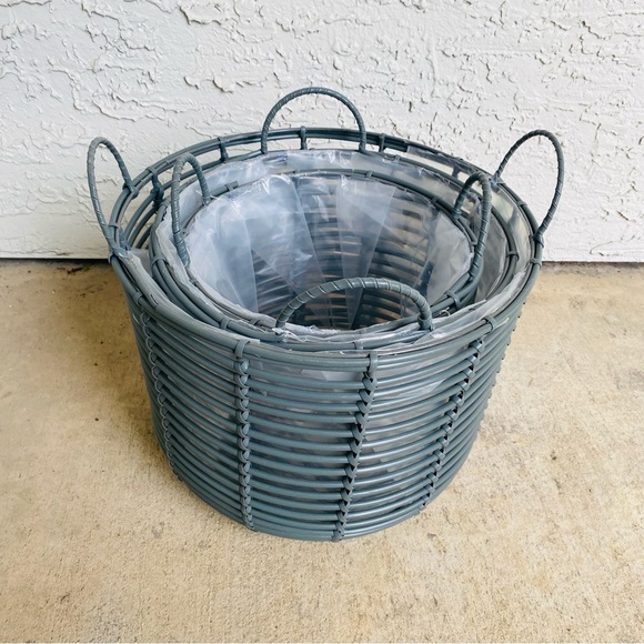 SET OF 3 Gray Plastic Wrapped Metal Planters with Handles and Plastic Lining - Picture 8 of 8